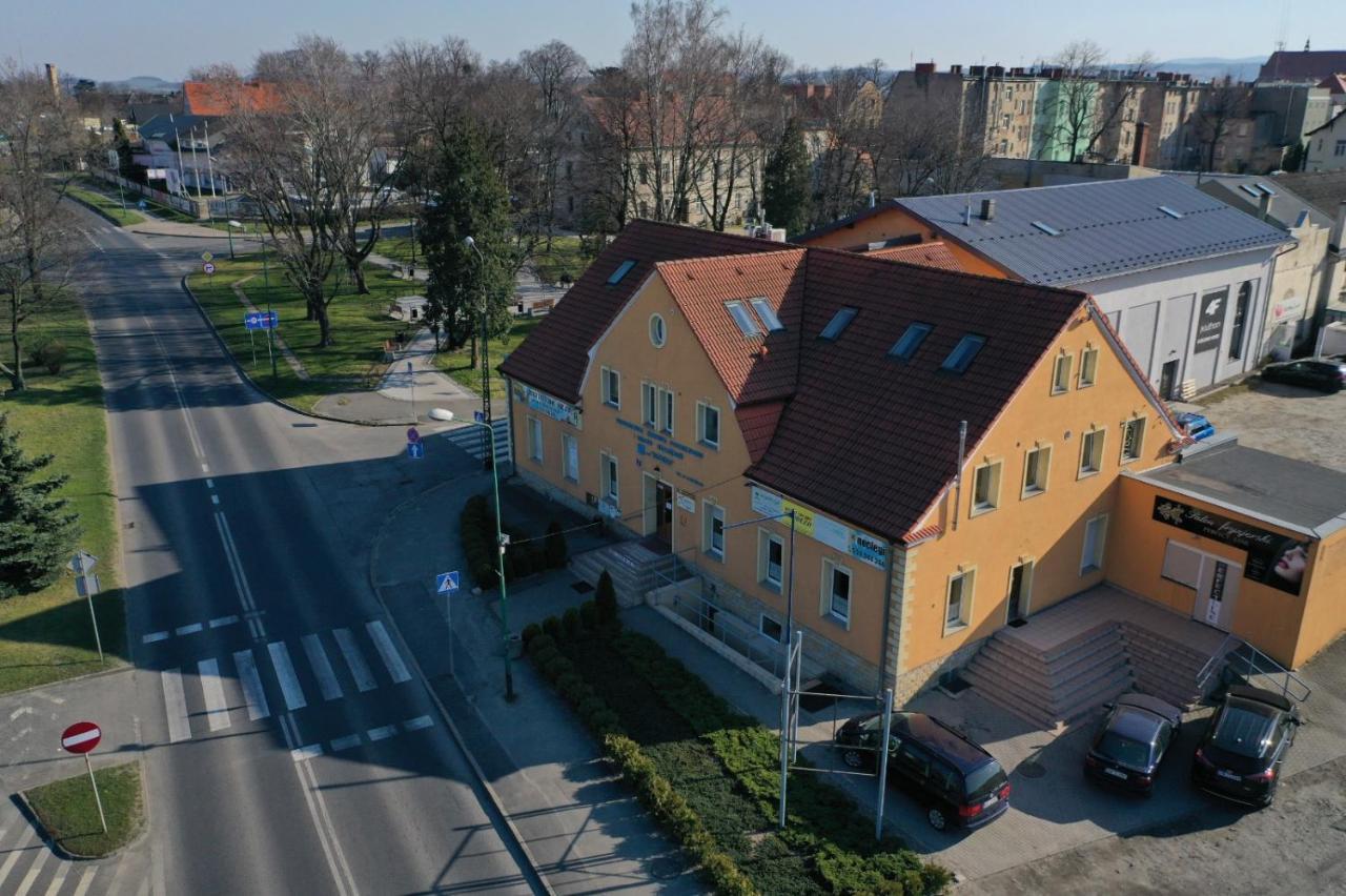 Apartamenty P7 Dzierzoniow Exterior photo